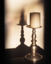 RZ_LightAndShadows_1_A_Candle_In_The_Sun_2277